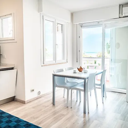 Diana Ovest Apartment